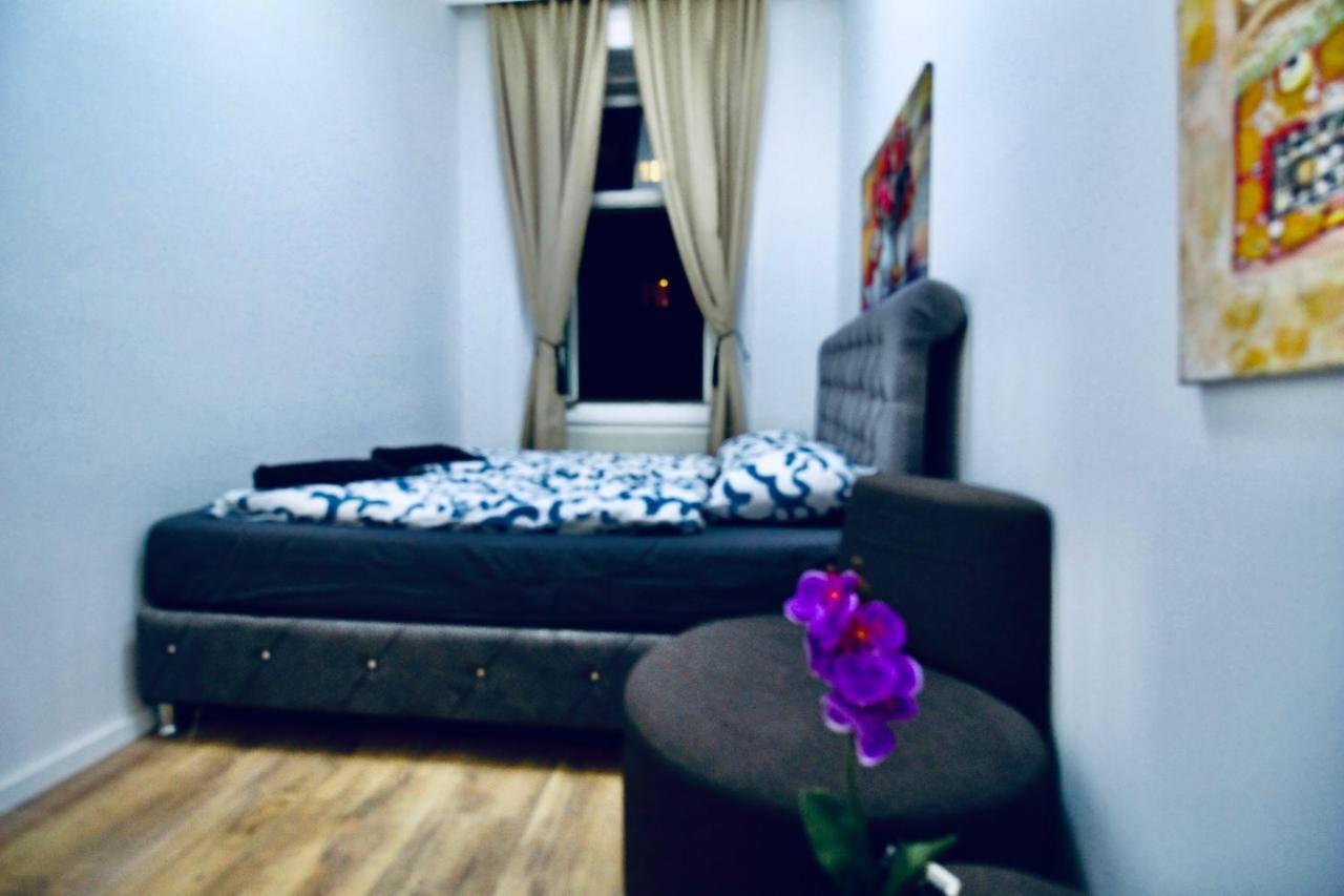 Modern Double Room Js A Wiedeń Zewnętrze zdjęcie